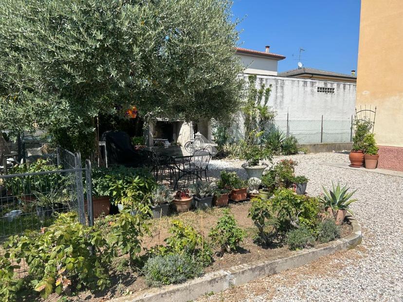 Villa in Via Dolci 11, Peschiera del Garda — foto 2 di 5