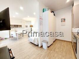 Trilocale, Carpi