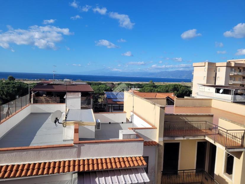 Trilocale in Via Abate Sant' Elia Traversa I, Reggio di Calabria — foto 5 di 5