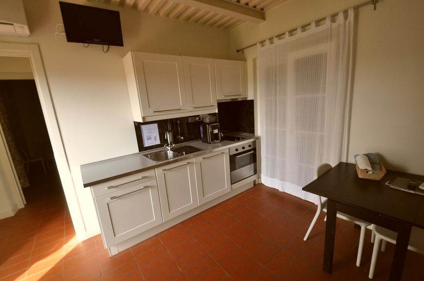 Monolocale, Sarzana