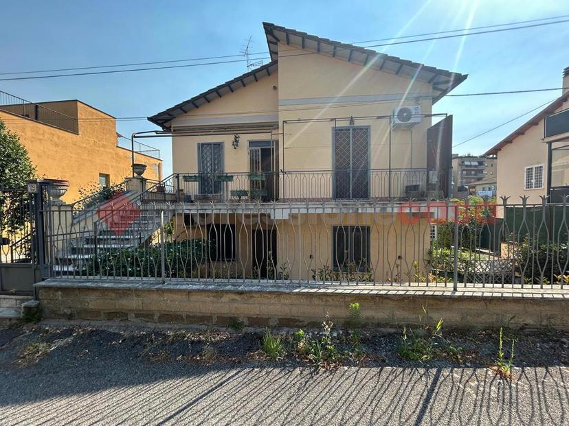 Bilocale in Via Vecchia di Marino, Grottaferrata — foto 4 di 5