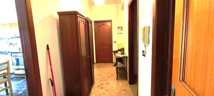 Appartamento in Via C. Battisti 38, Girifalco — foto 2 di 5