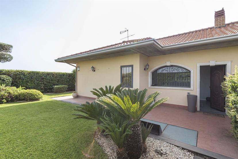 Villa a schiera in Via Trieste, Mascalucia — foto 3 di 5