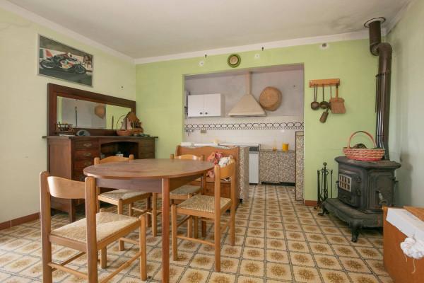 Appartamento in Località Caprieto 3, Vobbia — foto 2 di 5