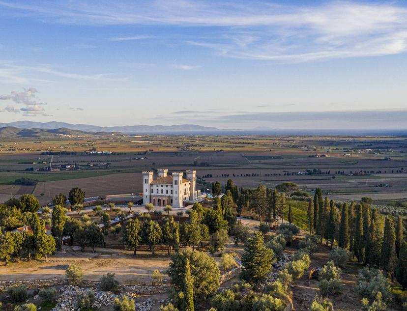 Castello in Via di San Vincenzo, Campiglia Marittima — foto 3 di 5