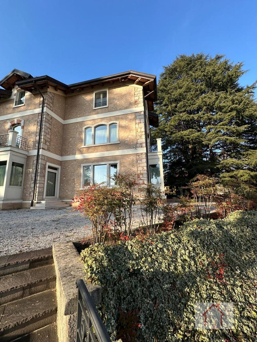 Villa in Via Alessandro Rossi, Piovene Rocchette — foto 2 di 5