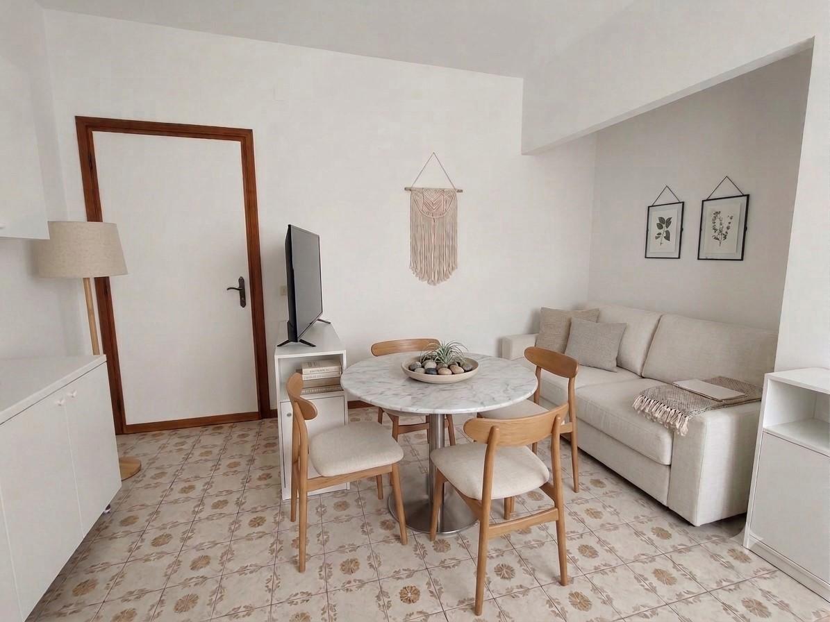 Monolocale in Via Aurelia  88, Santo Stefano al Mare