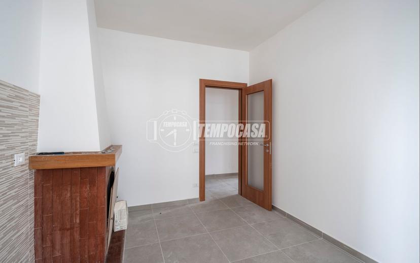 Trilocale in Via della Libertà, San Severino Marche — foto 2 di 5