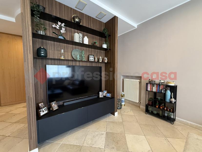 Trilocale in Via Nitti 37, Taranto