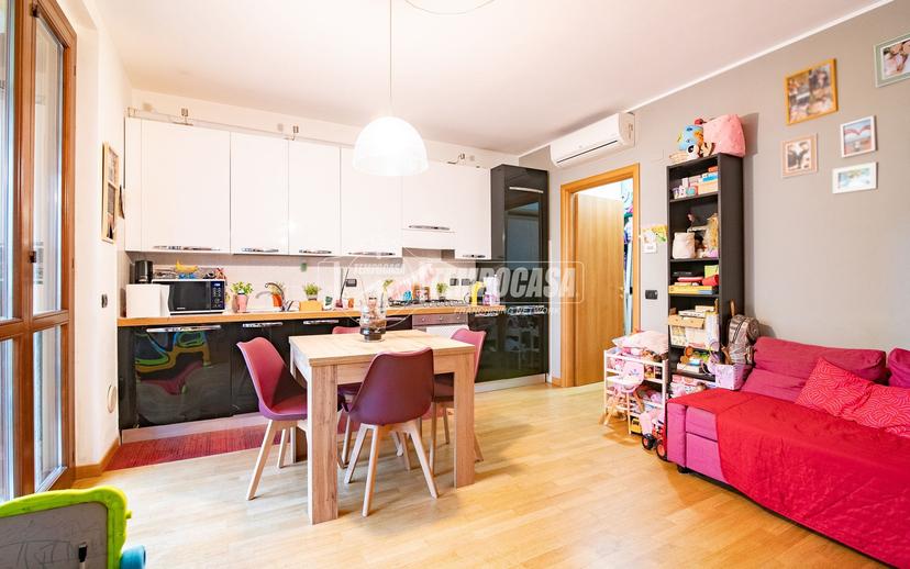 Bilocale in Via Massimo d'Antona 21, Pozzo d'Adda — foto 4 di 5
