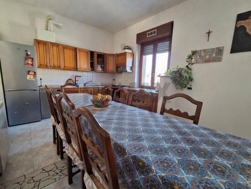 Trilocale in Via Mazzini 24, Gorla Maggiore — foto 5 di 5