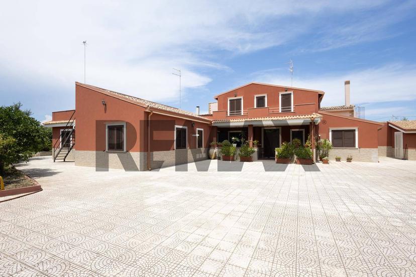 Villa in Via Paolo Borsellino 16, Augusta — foto 2 di 5