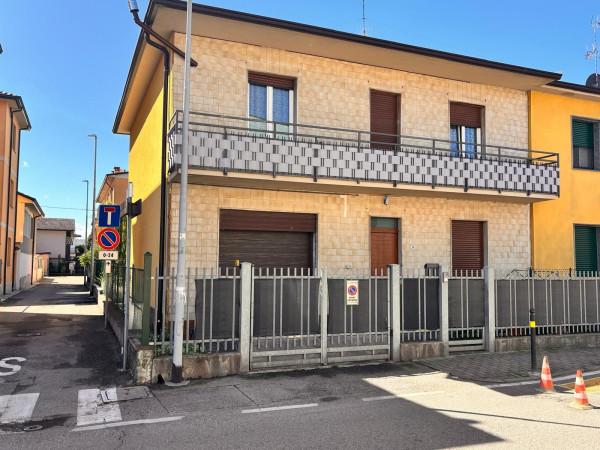 Terratetto unifamiliare in Via Giovanni Premoli 34, Massalengo — foto 2 di 5