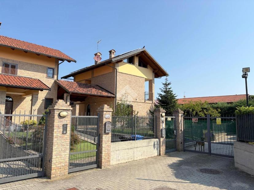 Villa in Via Brunero 102, San Maurizio Canavese — foto 2 di 5