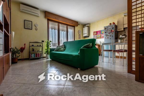 Bilocale in Via C. Colombo 26, Dalmine — foto 5 di 5