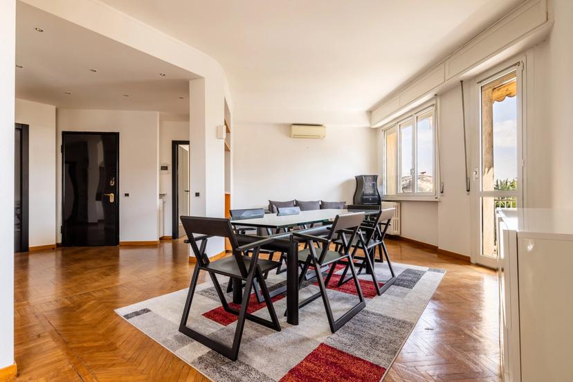 Quadrilocale in Via Desiderio da Settignano, 10, Milano