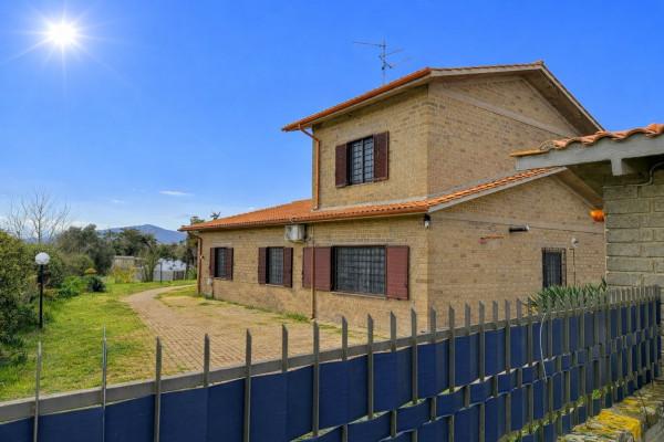 Casa colonica in Strada Castiglione 14a, Viterbo — foto 2 di 5
