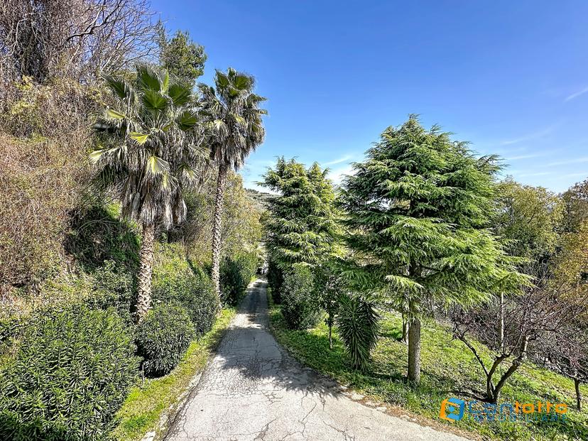 Appartamento in villa in Contrada Colle Valle 23, Grottammare — foto 2 di 5