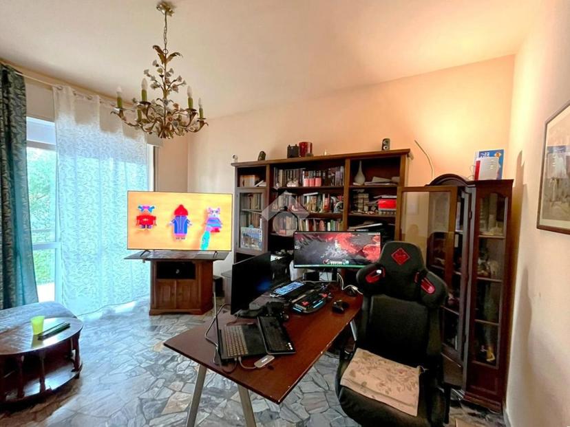 Trilocale in Via Giuseppe Verdi 1, Ponte San Pietro — foto 2 di 5