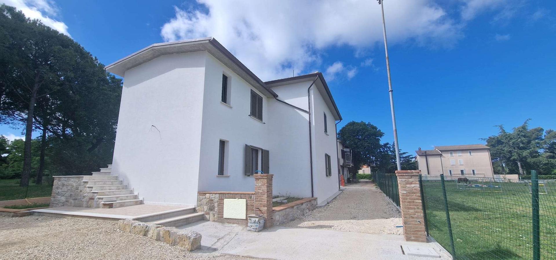 Villa bifamiliare in Grutti , Gualdo Cattaneo
