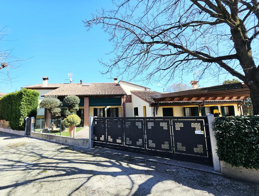 Casa indipendente in Via Amolaro, Baone — foto 2 di 5