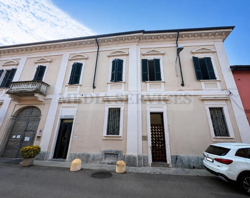 Trilocale in Via Aurelio Saffi N° 29, Sannazzaro de' Burgondi — foto 2 di 5