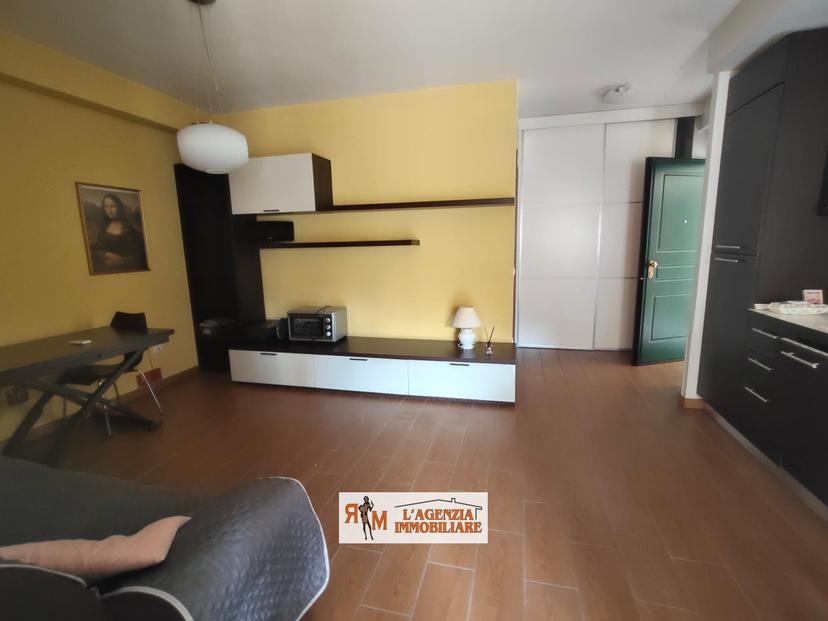 Bilocale in Via Cesare Battisti, Terni