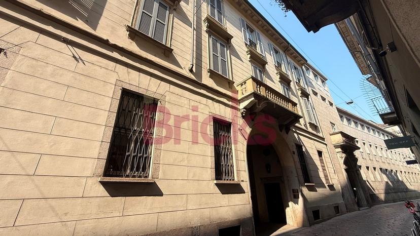 Villa bifamiliare in Via San Maurilio 19, Milano — foto 2 di 5