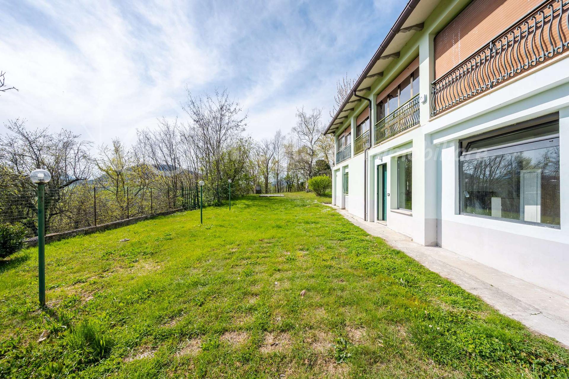 Villa unifamiliare in Strada Cagnotti Villa 103, Medesano