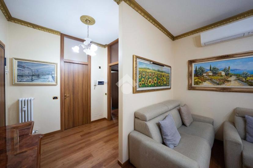 Trilocale in Via Luigi Cadorna 4, Verano Brianza — foto 5 di 5