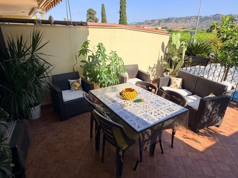 Villa a schiera, Floridia — foto 2 di 5