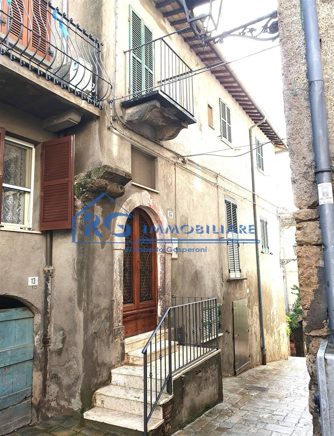 Quadrilocale in Via IV Novembre, Castiglione in Teverina
