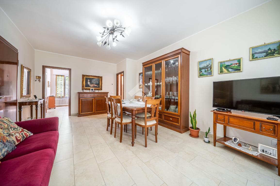 Quadrilocale in Via Dardano Fenulli 59, Reggio nell'Emilia