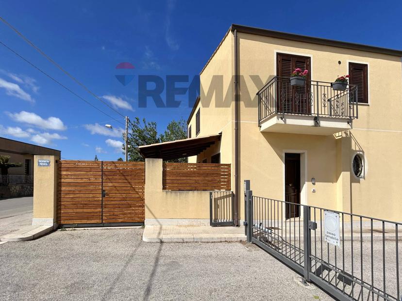 Villa a schiera in Via Baglio Mogli Belle 34, Custonaci — foto 2 di 5