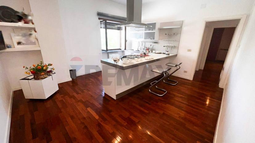 Appartamento in Via Tommaso Arnoni 23, Cosenza — foto 3 di 5
