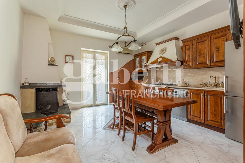 Villa in Via San Lorenzo 21, Mugnano di Napoli — foto 3 di 5