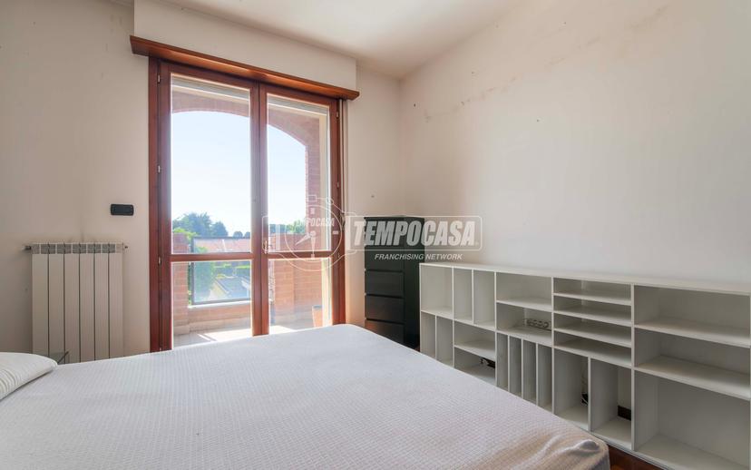 Bilocale in Via V. Sereni 2, Gorla Minore — foto 2 di 5