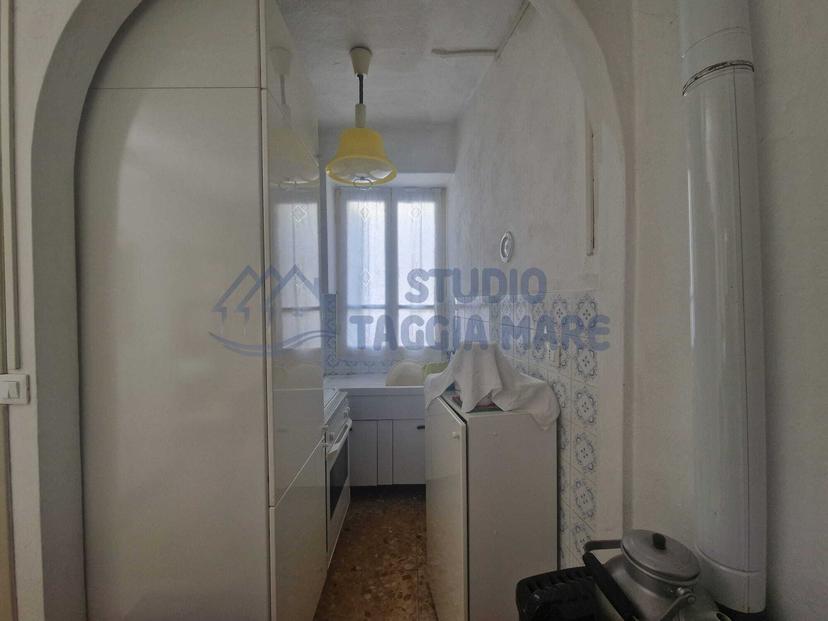 Quadrilocale in Piazza Garibaldi 13, Montalto Carpasio — foto 2 di 5