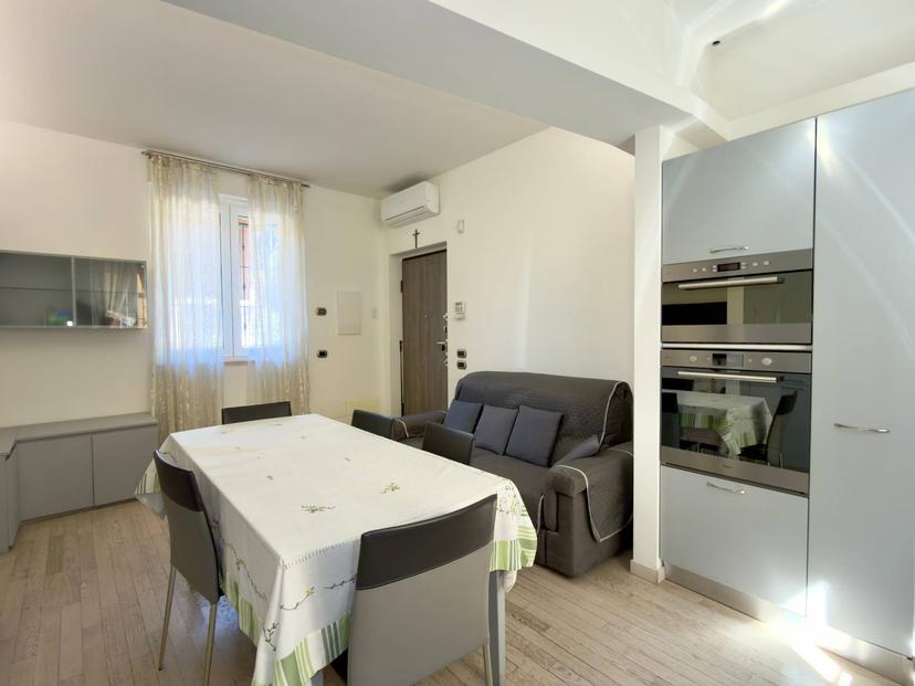 Bilocale in Via Achille Grandi 13, Seveso — foto 3 di 5