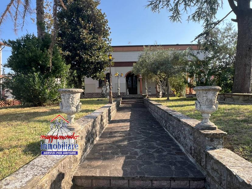 Villa in Via Anita Garibaldi 20/1, Cento — foto 4 di 5