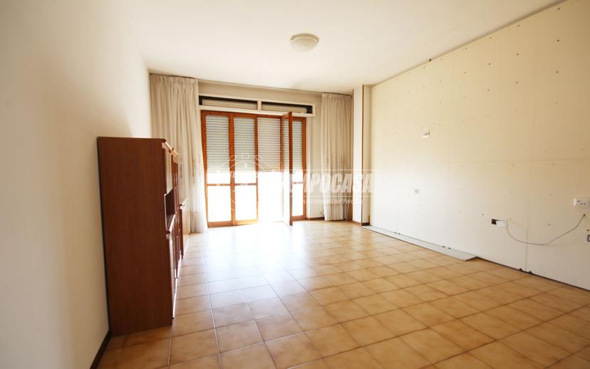 Appartamento in Via Giudice Elenio Alessandrini, Montappone — foto 4 di 5