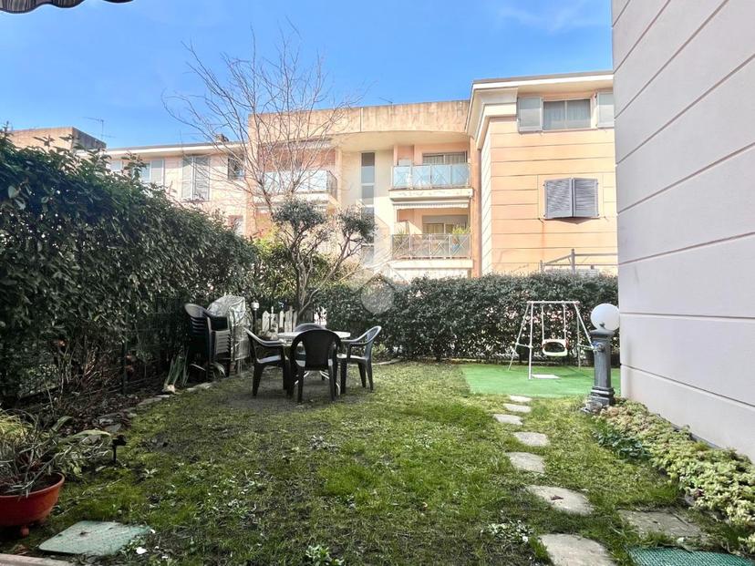 Trilocale in Via Comasina 44, Verano Brianza — foto 2 di 5