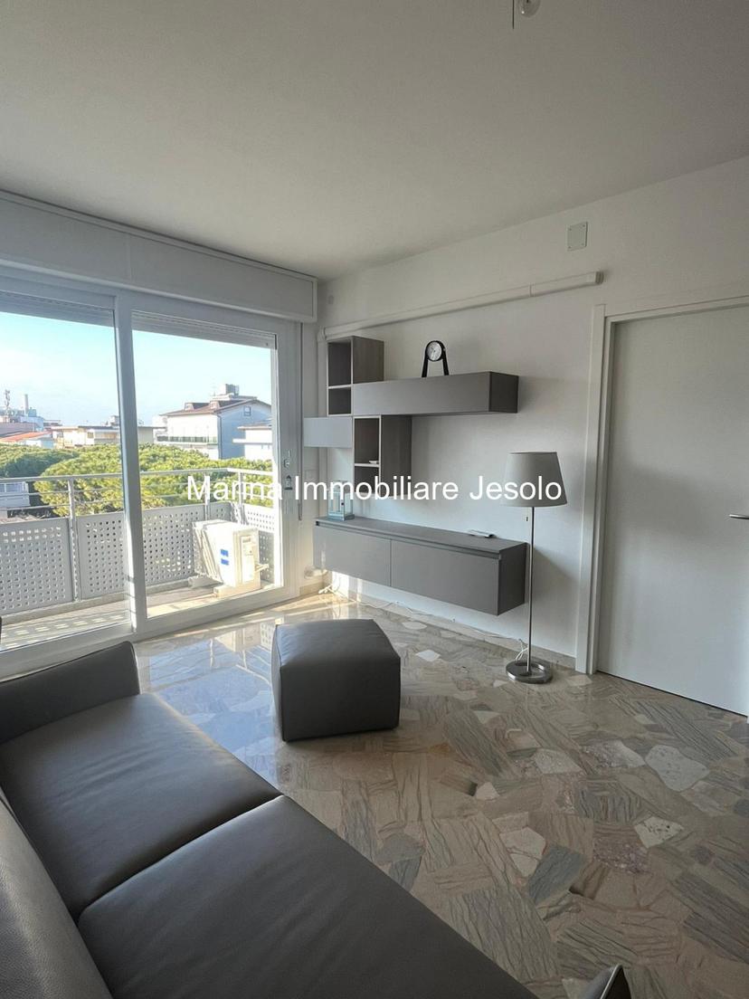 Trilocale in Via Foscolo, Jesolo