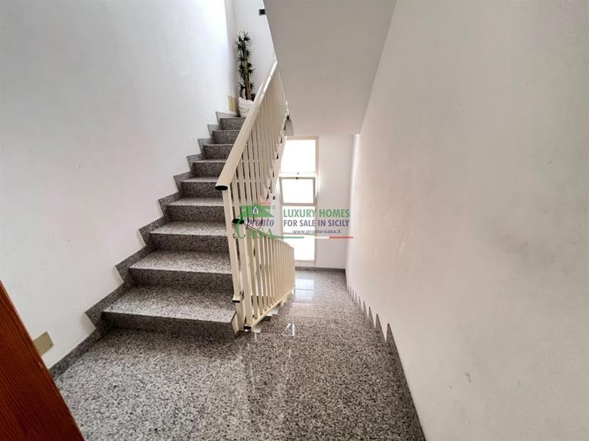 Appartamento in Via San Martino, Comiso — foto 3 di 5