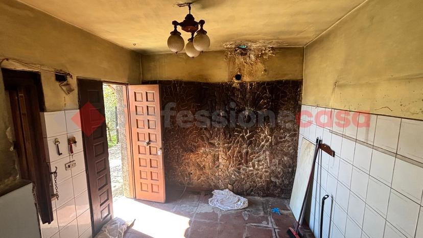 Casa indipendente in Via Moretto Scn, Torre Cajetani — foto 3 di 5