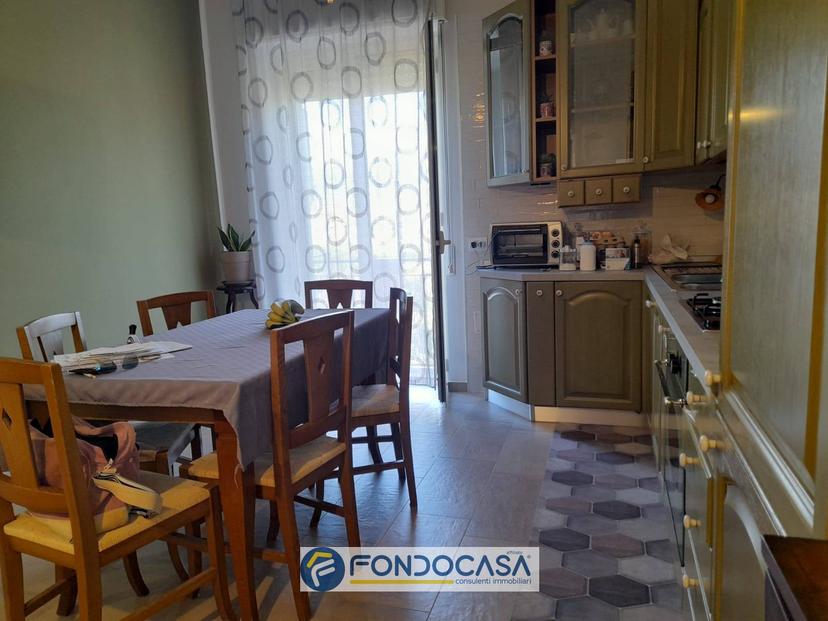 Trilocale in Via Valentino Fortunato 79, Giffoni Valle Piana — foto 2 di 5