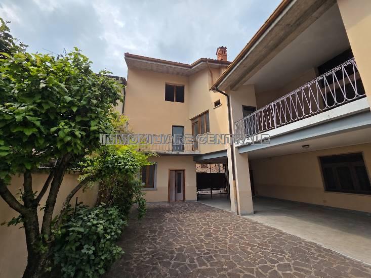 Terratetto in P.Zza Vittorio Veneto 35, Bolgare — foto 2 di 5