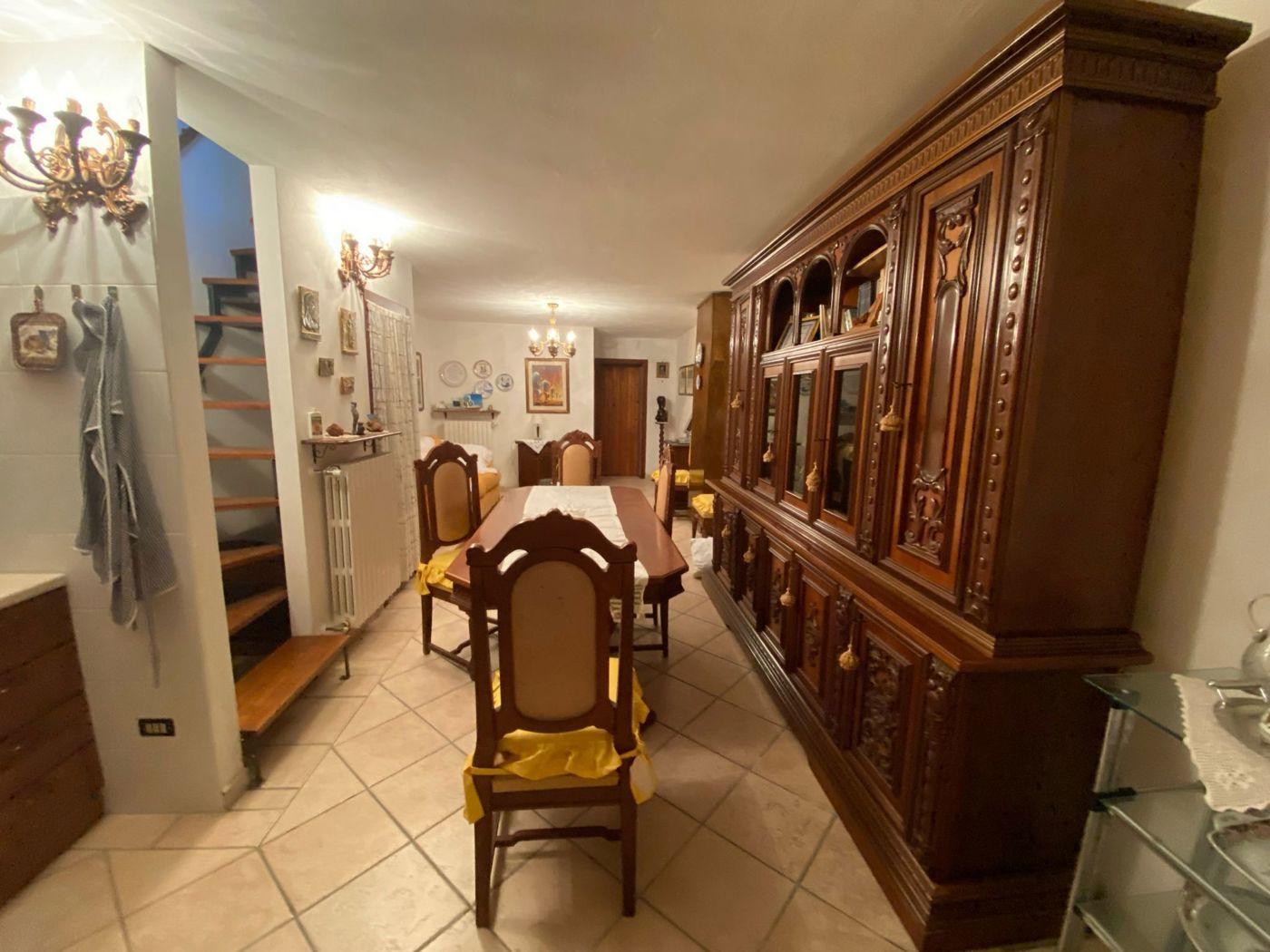 Villa a schiera in Via Le Balze 5, Casteldelci