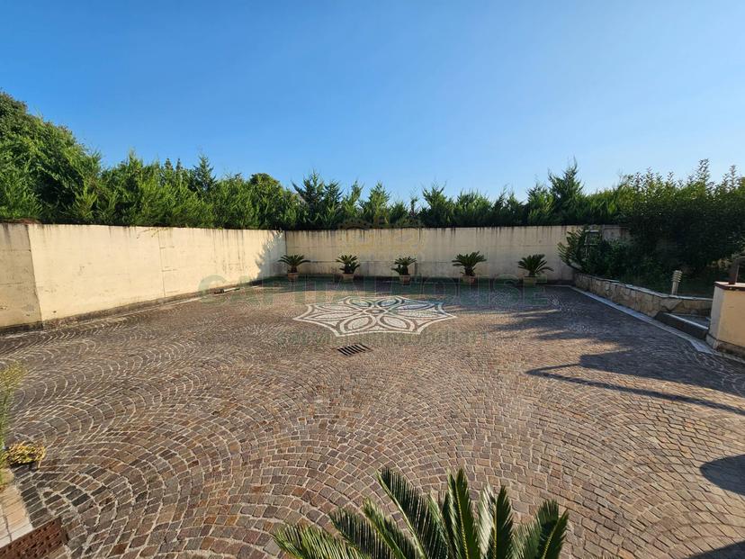 Villa in Via Falchi, Camigliano — foto 3 di 5
