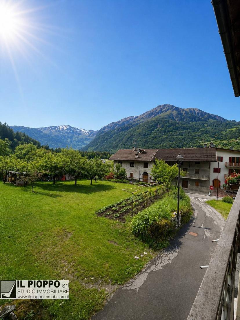 Casa indipendente in Via Regina Elena 27, Tione di Trento — foto 3 di 5